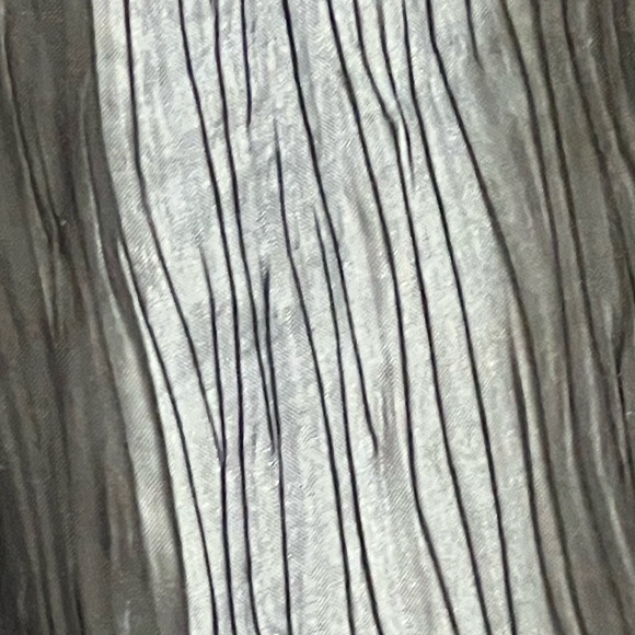 CHICO’S TRAVELERS KIMONO NAVY SIZE 3 
POLYESTER/FABRIC HAS A CRINKLE CREPE LOOK - Picture 10 of 10